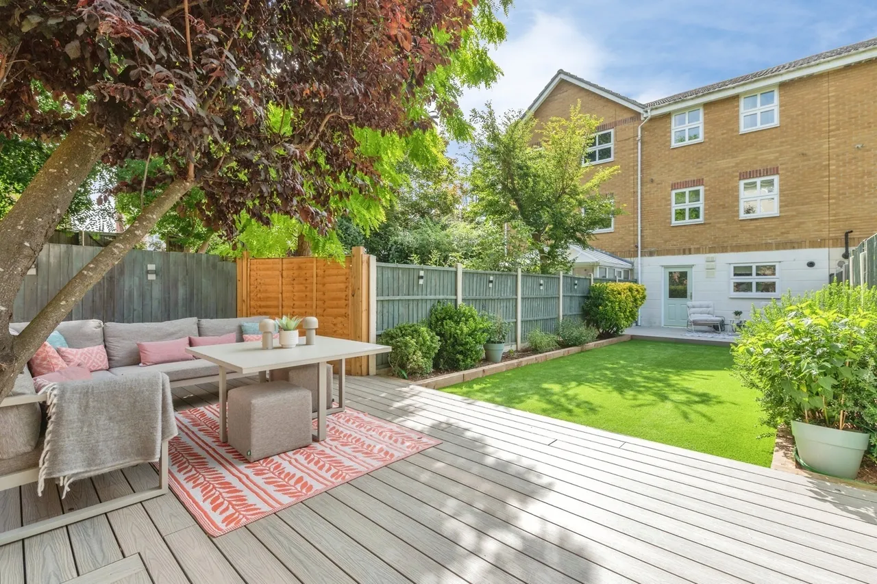 Buttell Close, Grays, Essex, RM17, photo 4