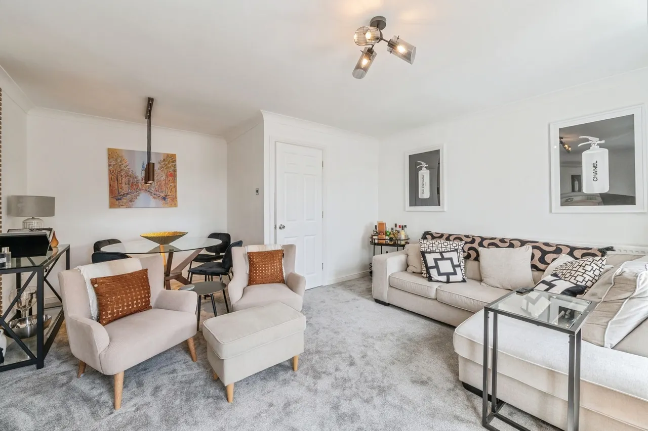 Buttell Close, Grays, Essex, RM17, photo 14