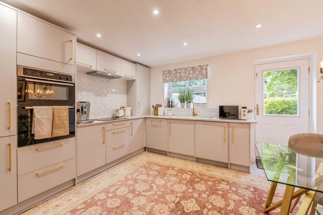 Buttell Close, Grays, Essex, RM17, photo 7