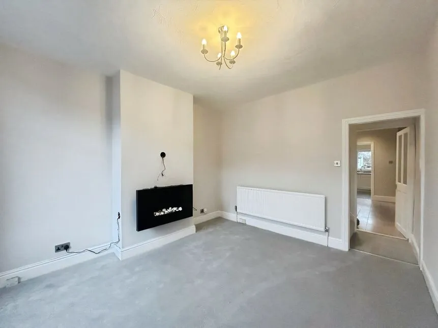 Warren Road, Stockport, SK3, photo 9