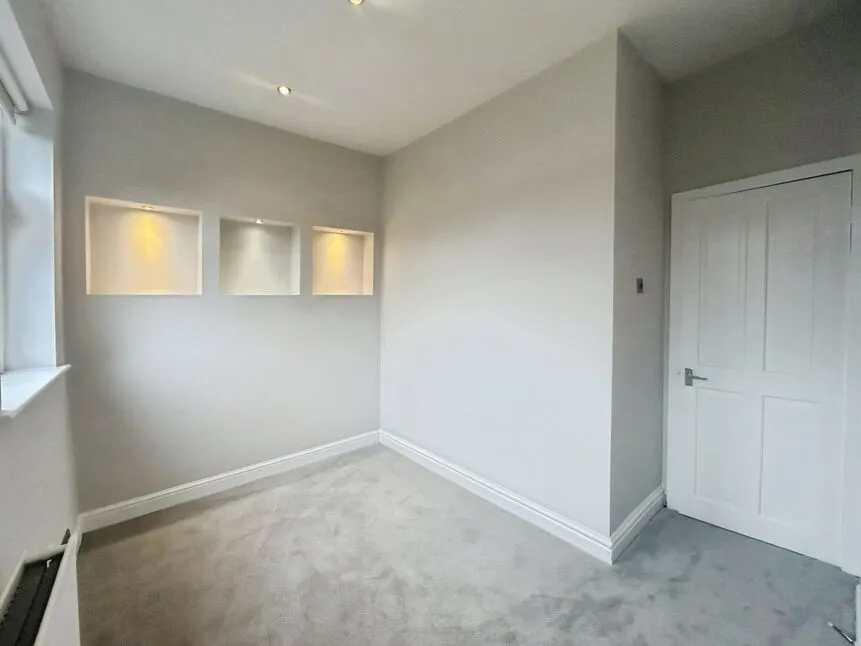 Warren Road, Stockport, SK3, photo 11