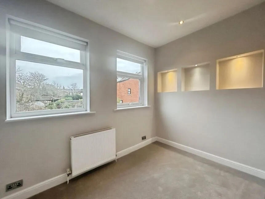 Warren Road, Stockport, SK3, photo 10