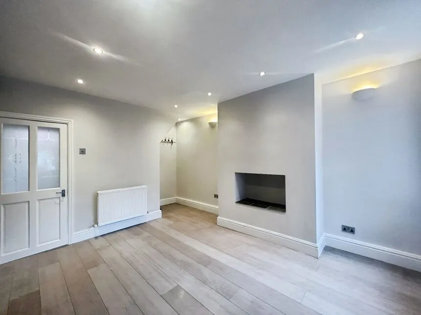Warren Road, Stockport, SK3, photo 5