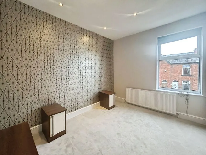 Warren Road, Stockport, SK3, photo 13