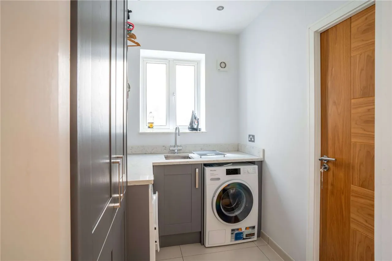 Shelley Grove, Loughton, Essex, IG10 1BY, photo 10
