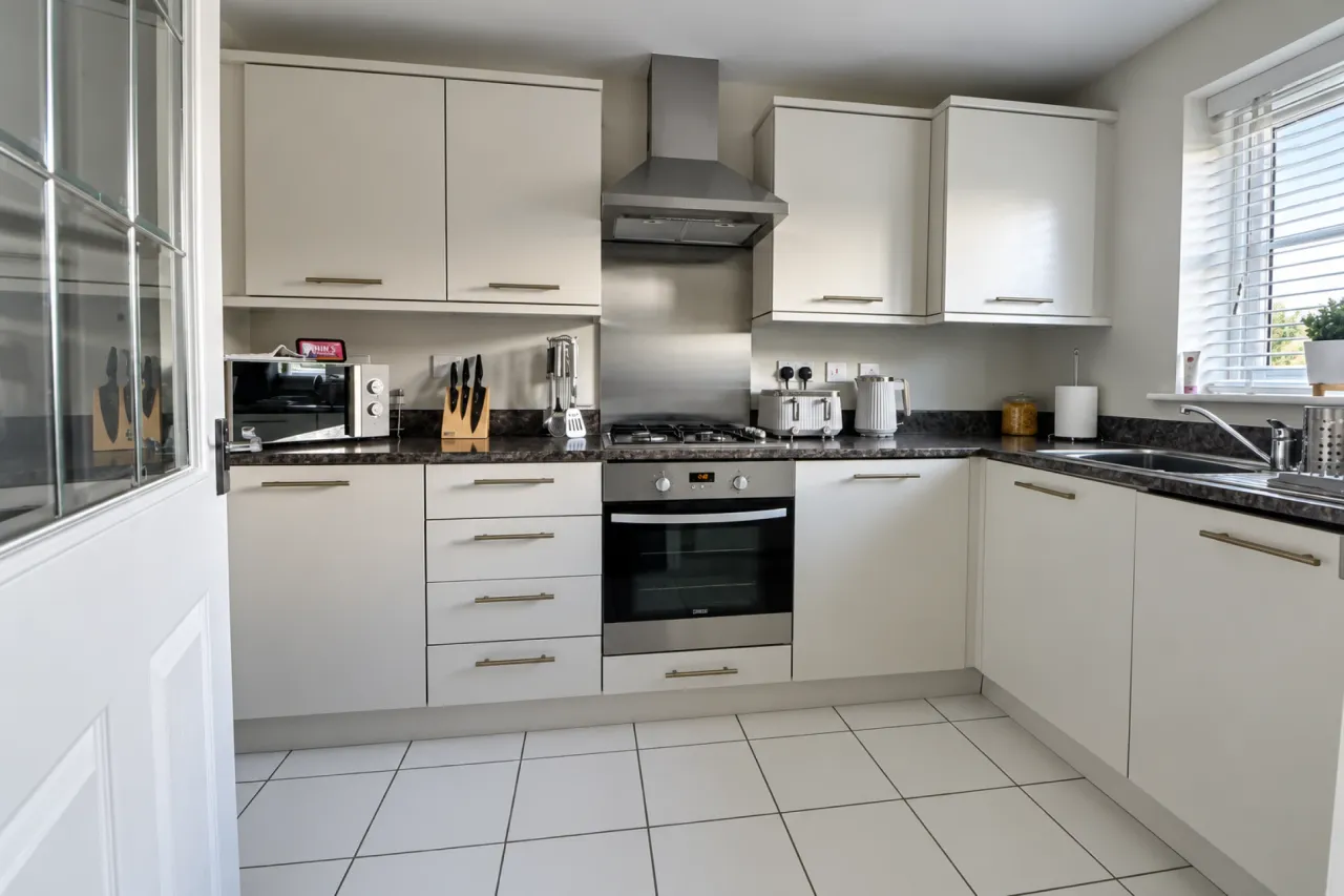 Bullhurst Close, Talke, photo 4