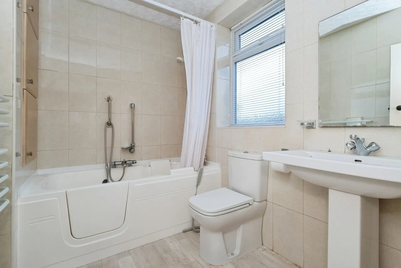 Oakwood Avenue, Audenshaw, Manchester, Greater Manchester, M34, photo 16