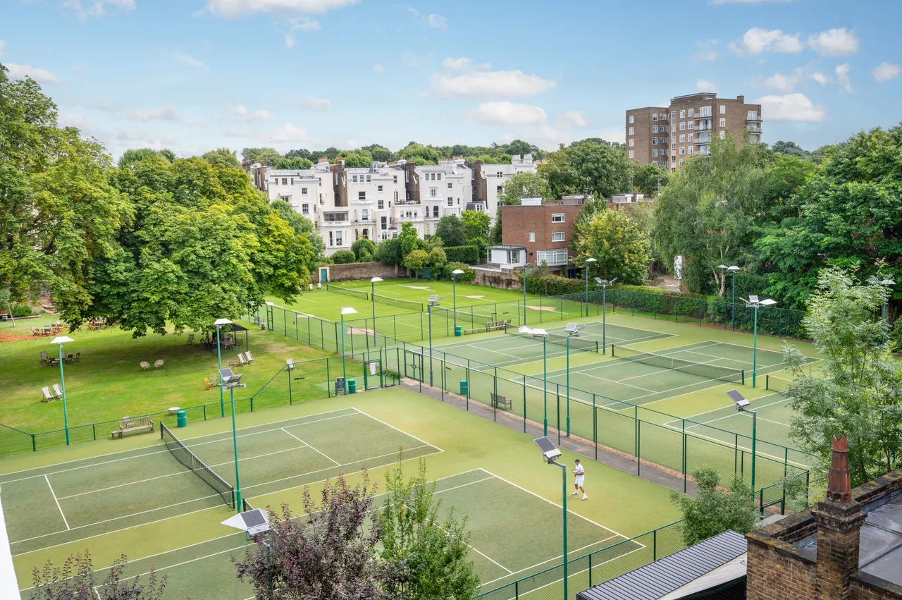 8 Holland Park Mansions, London, photo 9