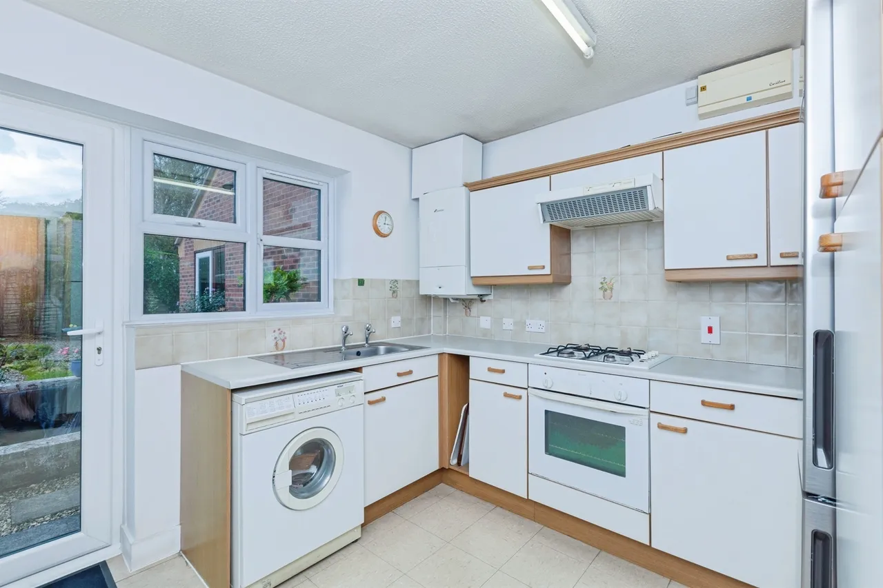 Gilmorton Avenue, Leicester, LE2, photo 3