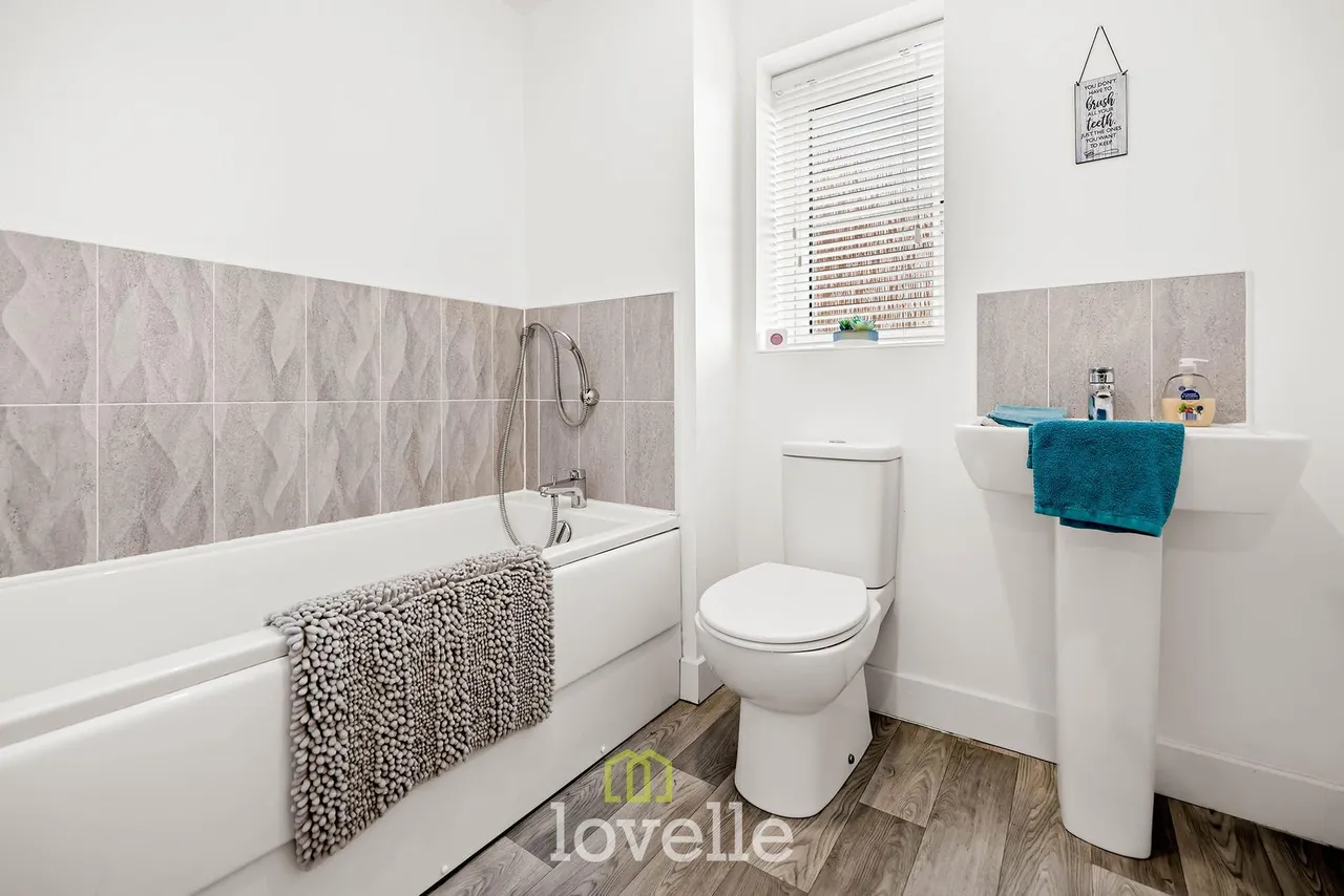 Edinburgh Way, Scartho Top, DN33, photo 18