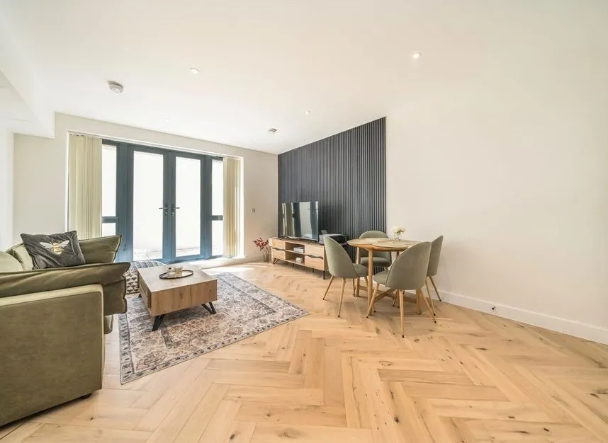 Somerset Road, West Ealing, W13, photo 5