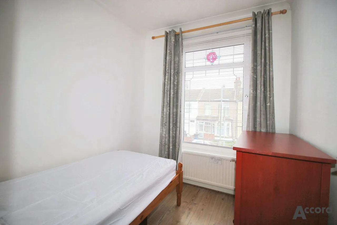 Guildford Road, Ilford, IG3, photo 19