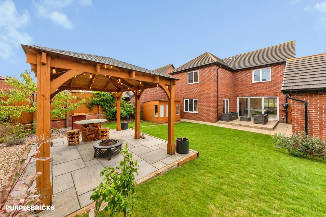 Ribbon Pond Drive, Newark, NG24, photo 35