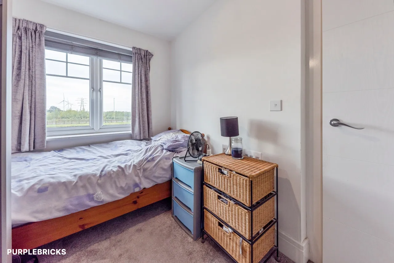 Ribbon Pond Drive, Newark, NG24, photo 27