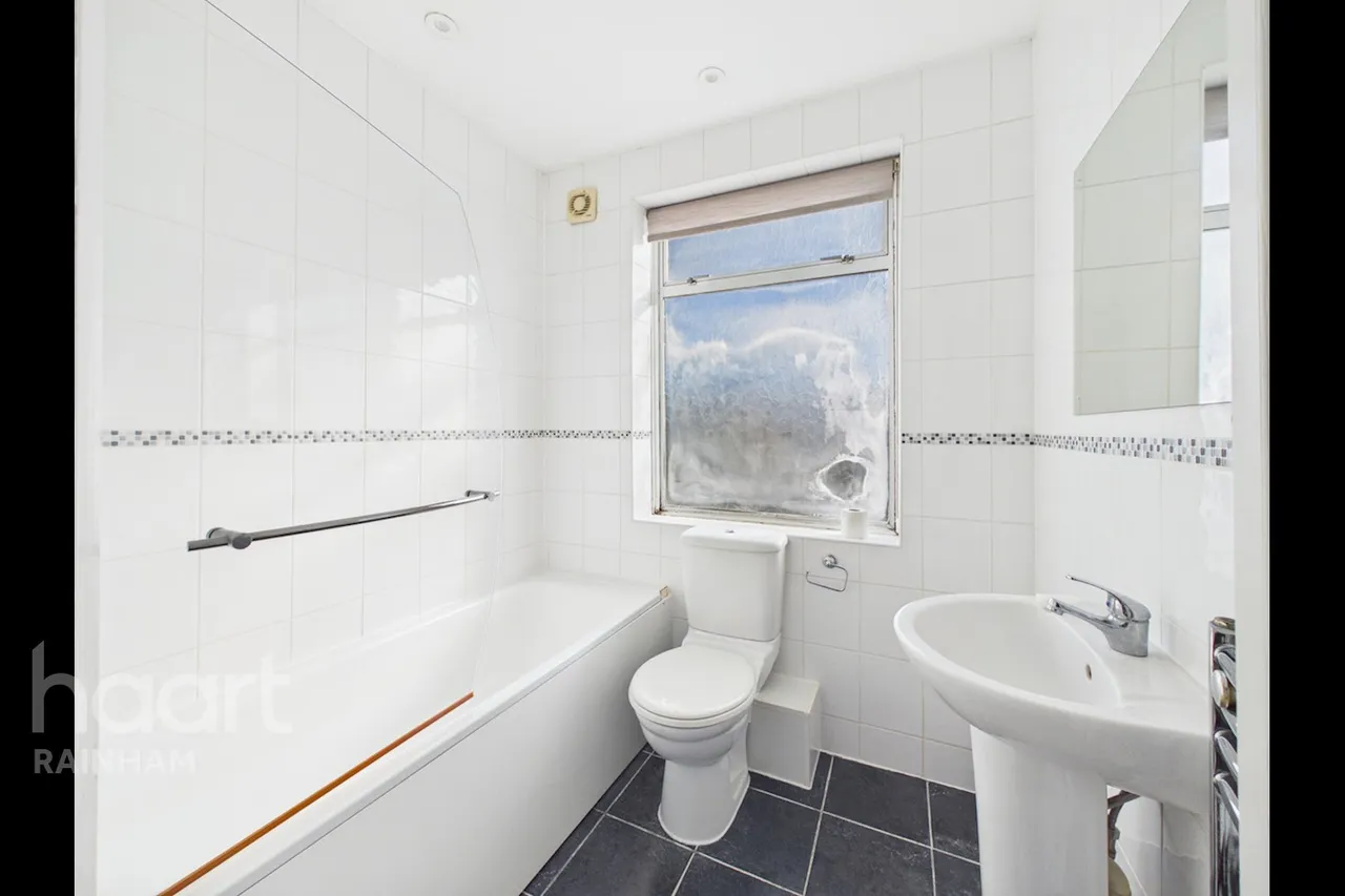 Manser Road, Rainham, RM13, photo 10