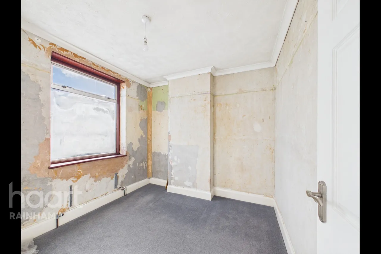 Manser Road, Rainham, RM13, photo 9