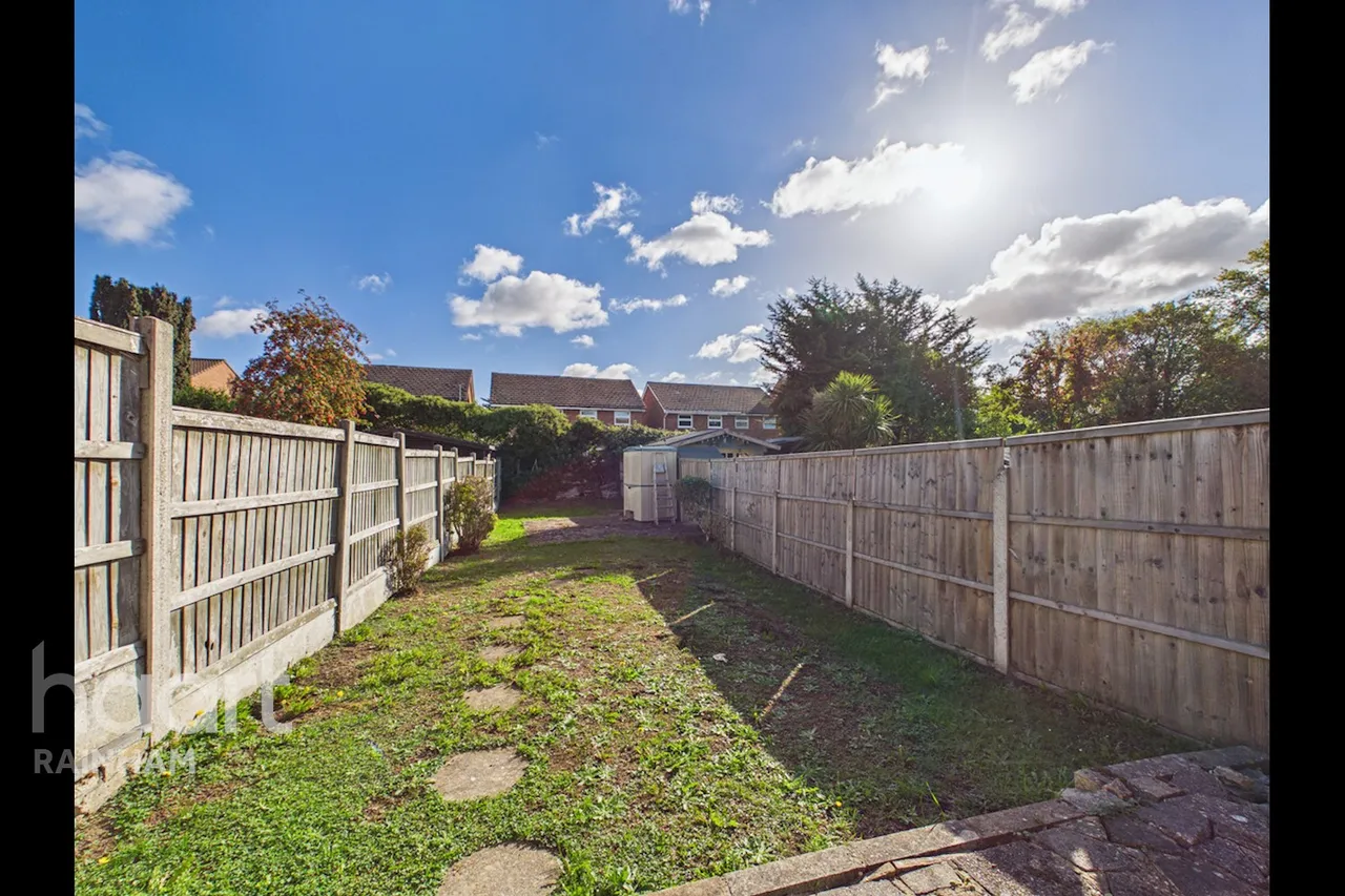 Manser Road, Rainham, RM13, photo 4