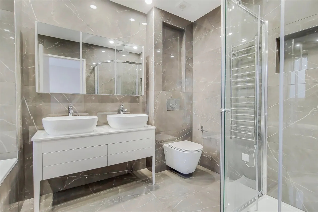 Bridge Lane, London, NW11, photo 15