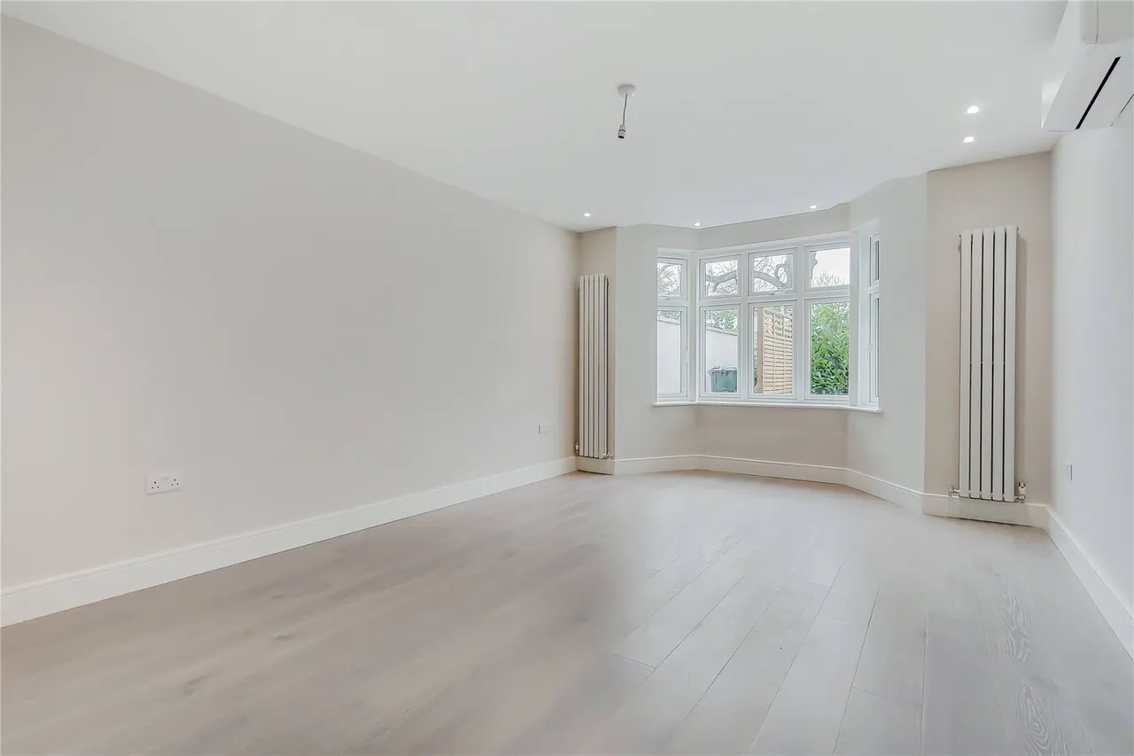 Bridge Lane, London, NW11, photo 6