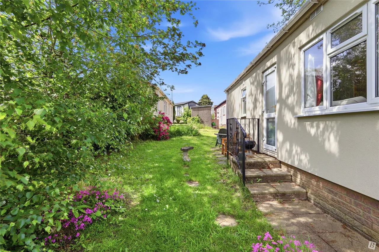 Temple Grove Park, Bakers Lane, West Hanningfield, Chelmsford, CM2, photo 6
