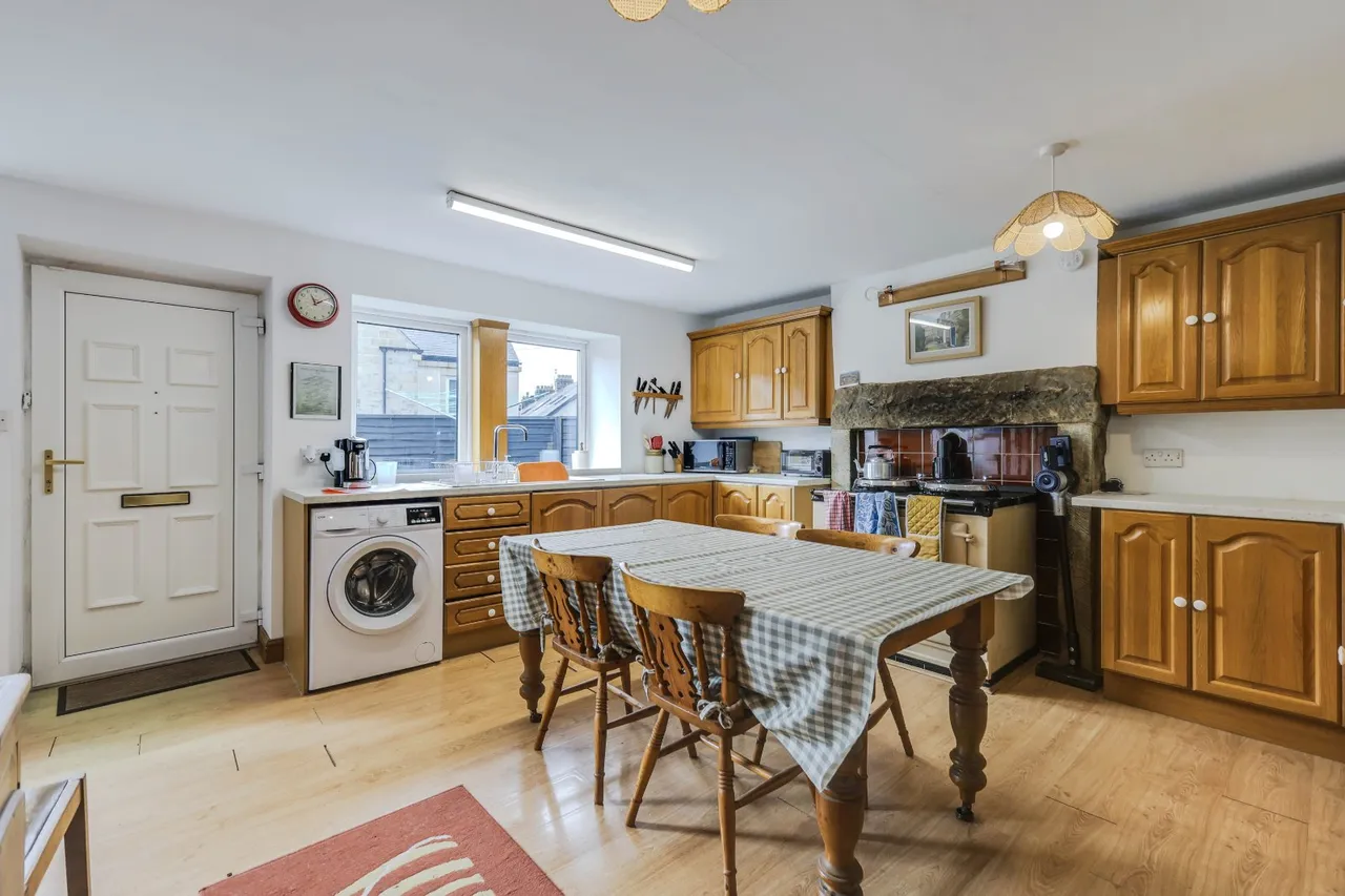 Temperance Court, Horsforth, LS18, photo 3