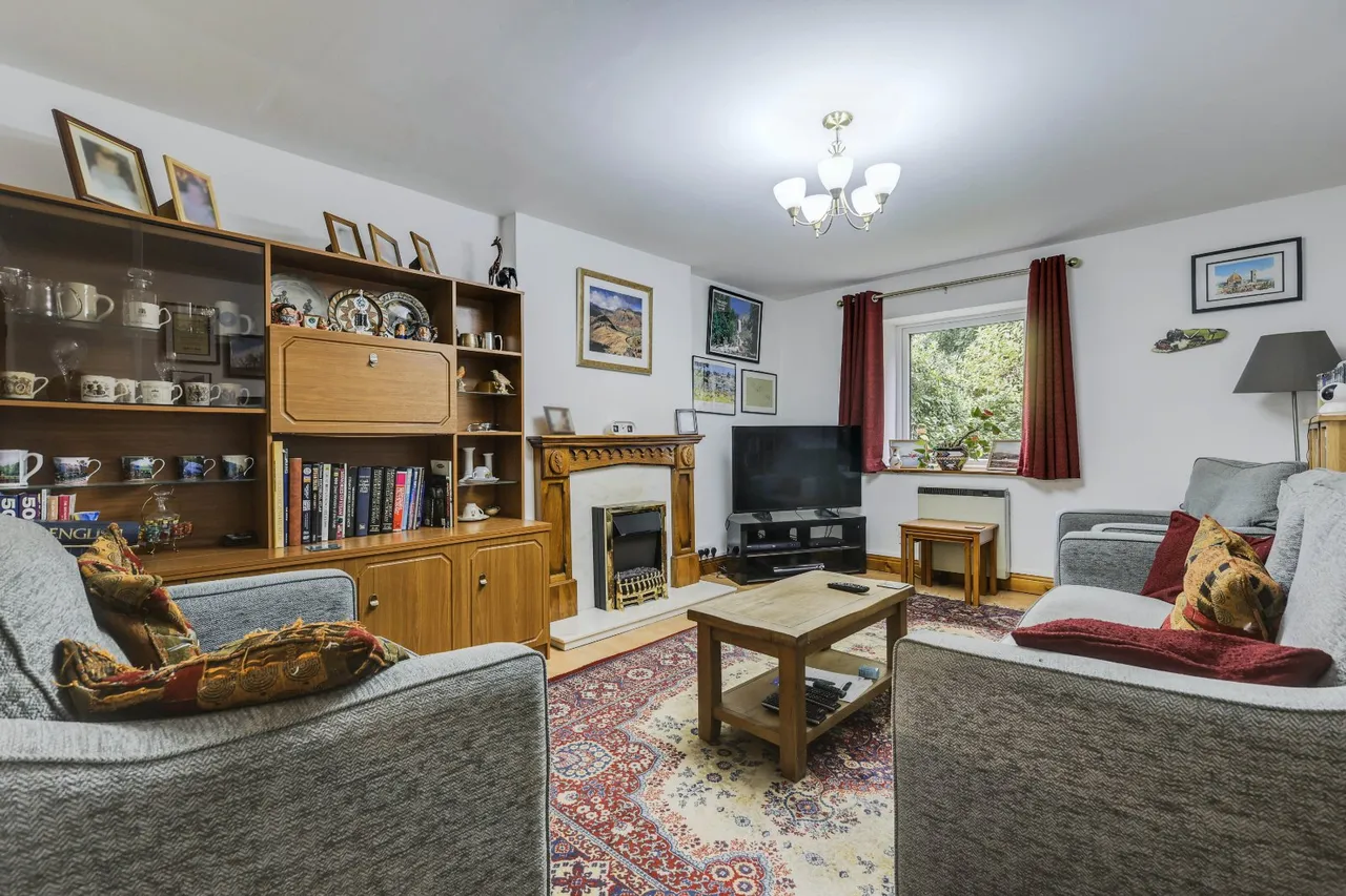 Temperance Court, Horsforth, LS18, photo 4