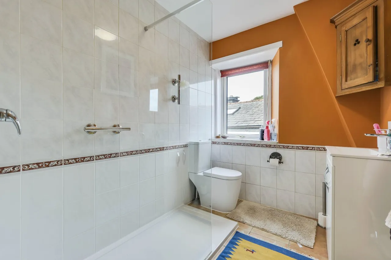 Temperance Court, Horsforth, LS18, photo 8
