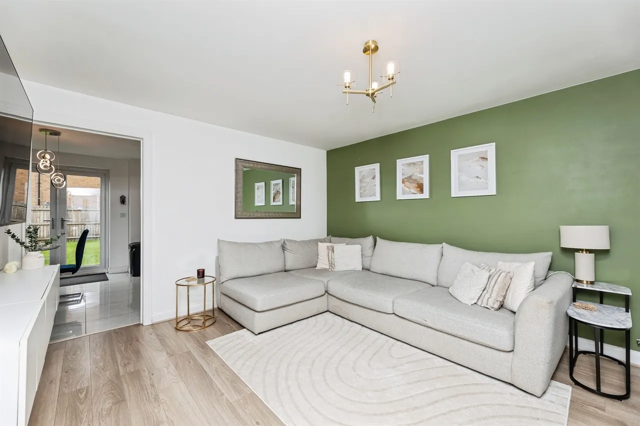 Crown Avenue, East Ardsley, WF3, photo 9
