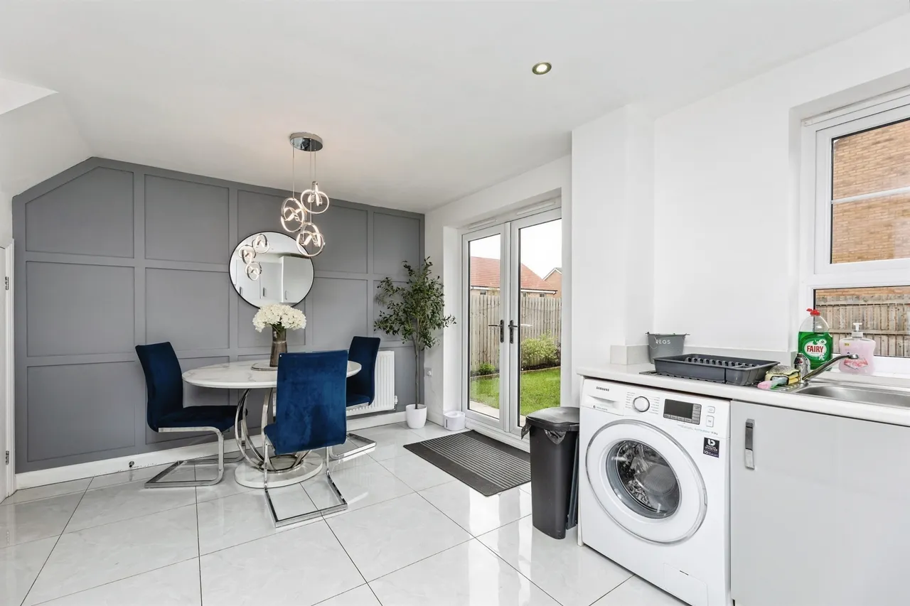 Crown Avenue, East Ardsley, WF3, photo 4