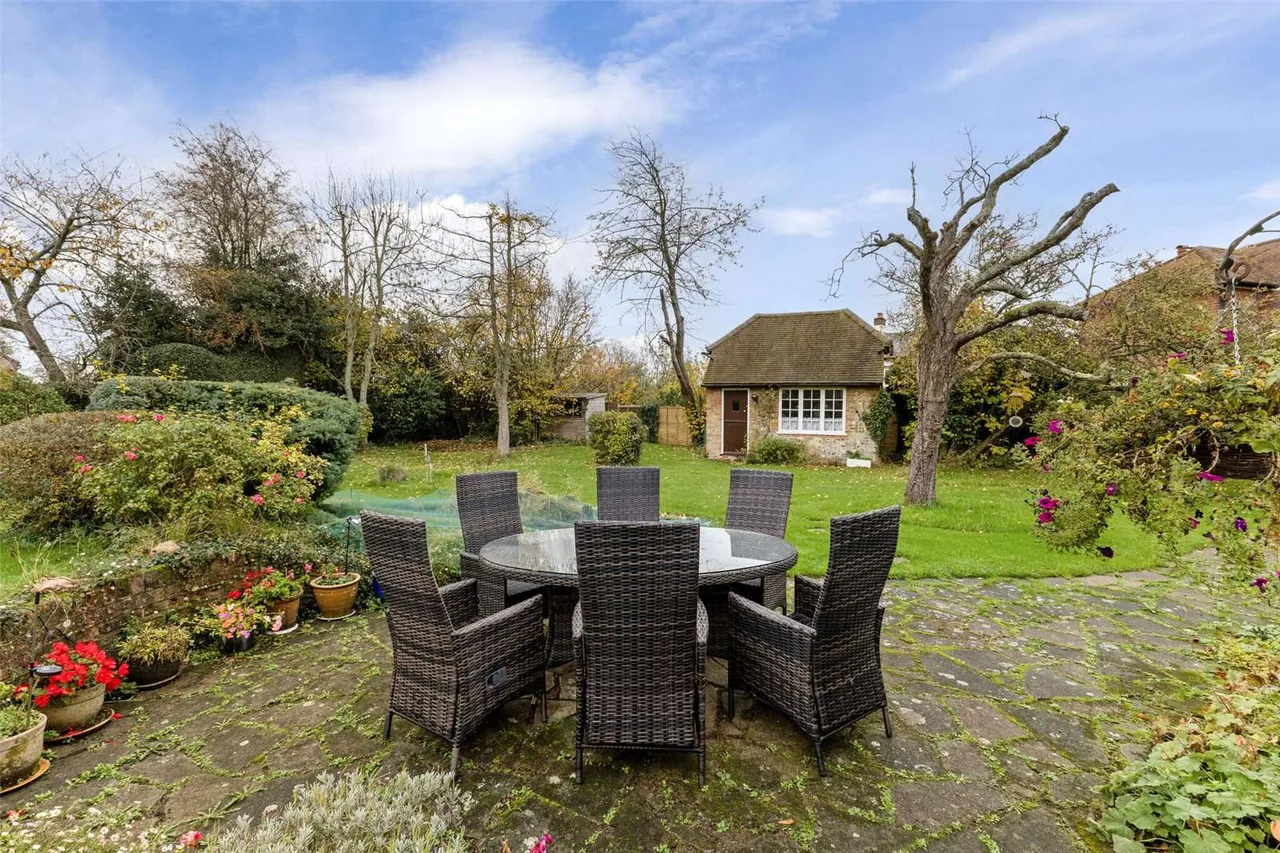 Piddington Lane, Wheeler End, HP14, photo 10