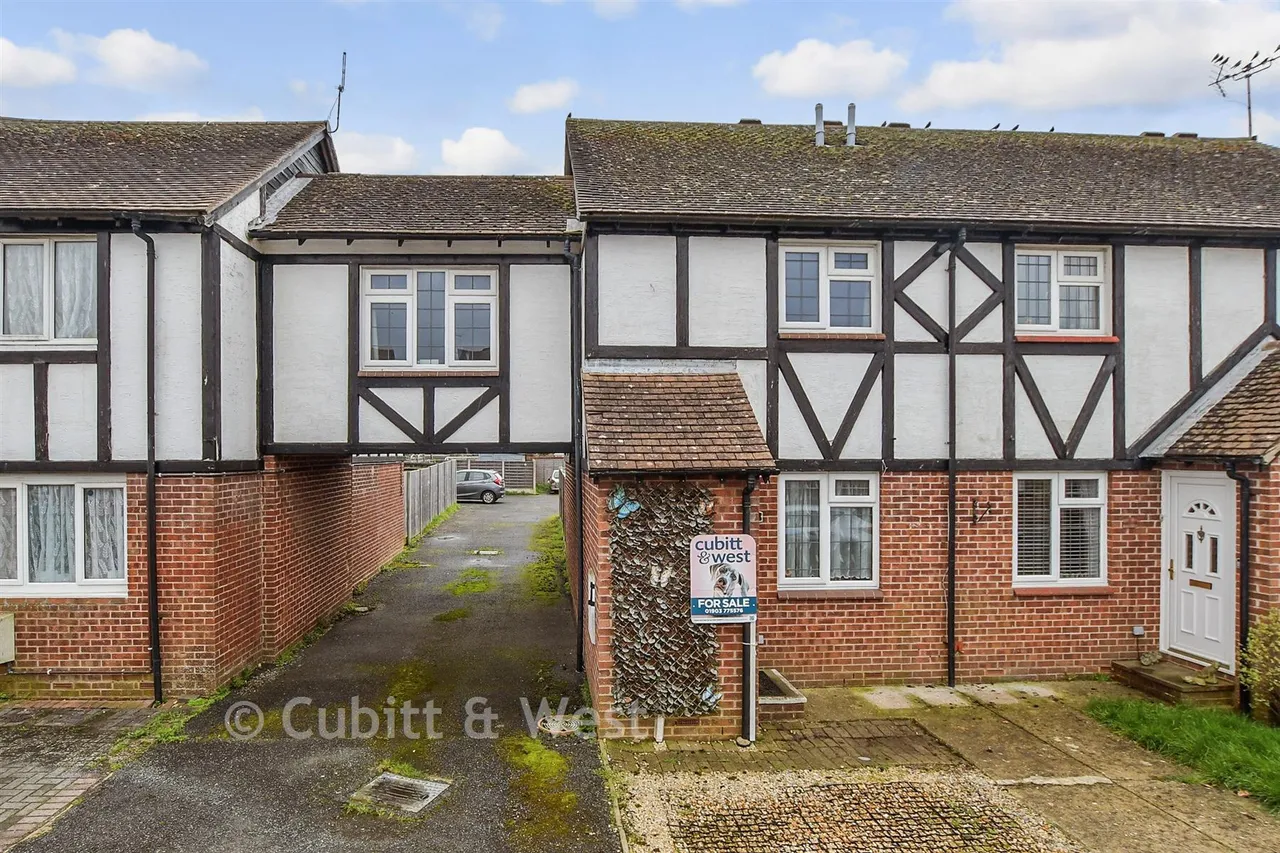 3 bed house for sale, Keelson Way, Littlehampton, BN17