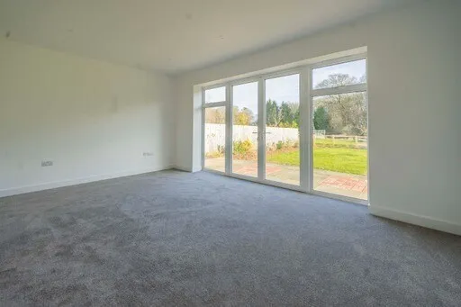 Tinkers Lane, Wigginton, HP23, photo 8