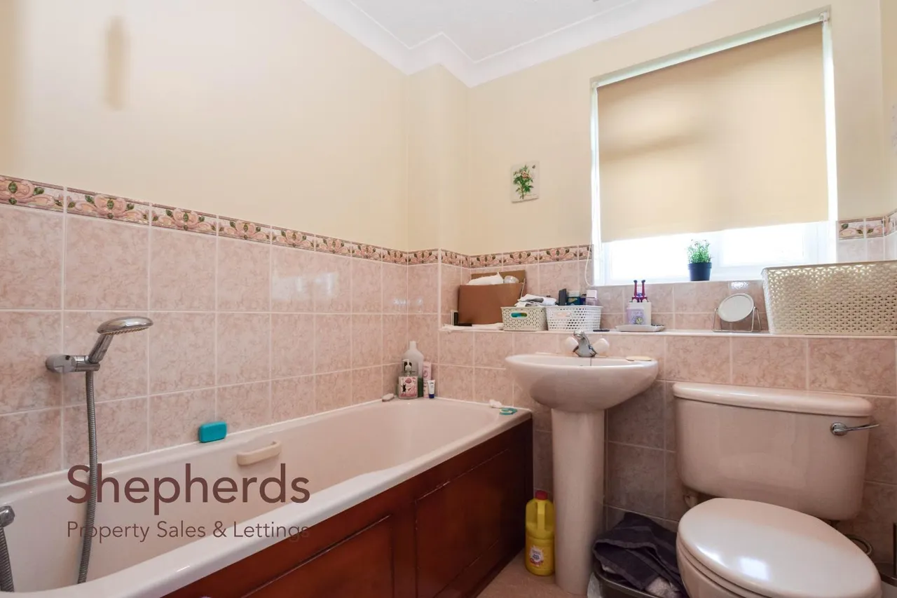 Haddestoke Gate, Cheshunt, EN8, photo 13