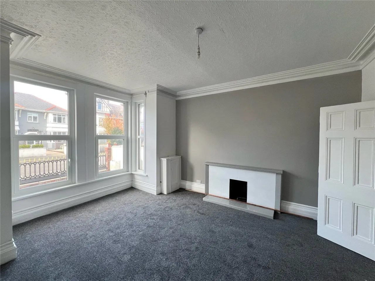 Queen Victoria Road, Llanelli, SA15, photo 7