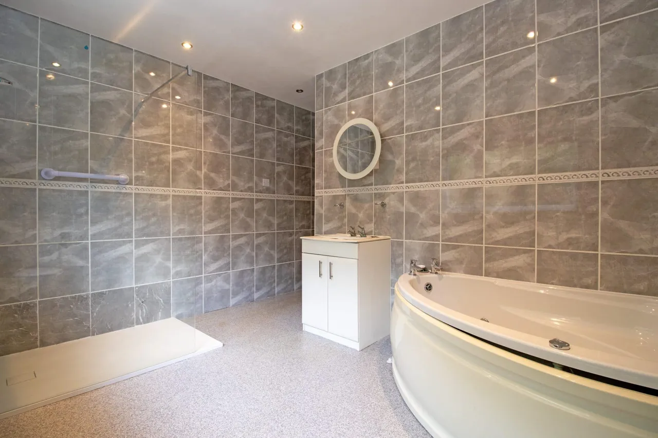 Astley Crescent, Scotter, DN21, photo 9