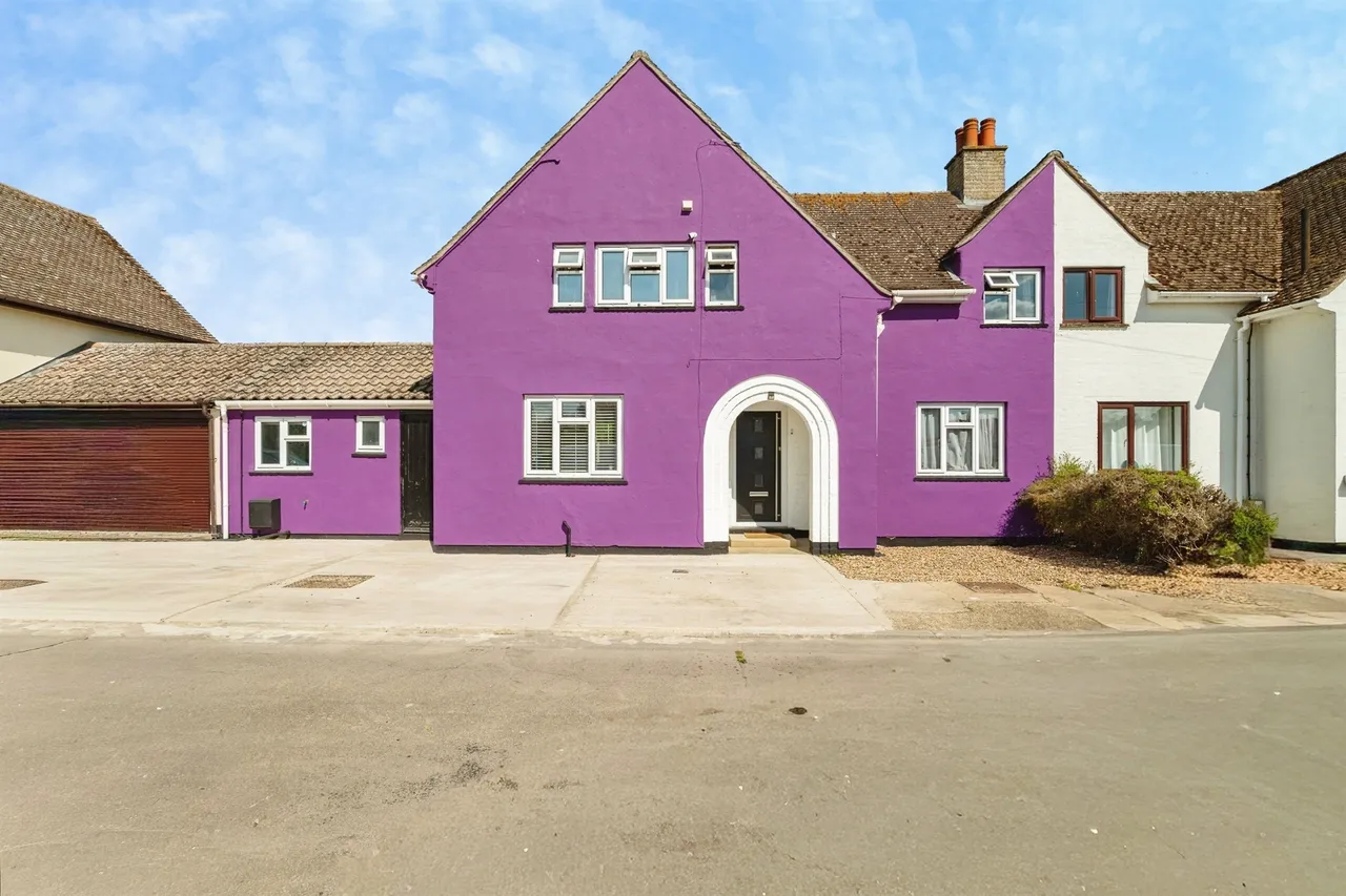 3 bed house for sale — Oak Crescent, EYE
