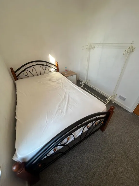 Kathleen Grove, Rusholme, M14, photo 7