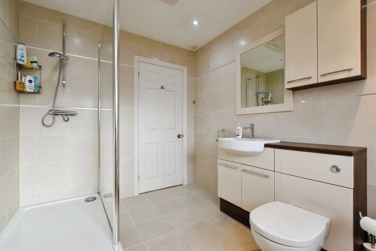 Maes Yr Helyg, Llandybie, SA18, photo 16