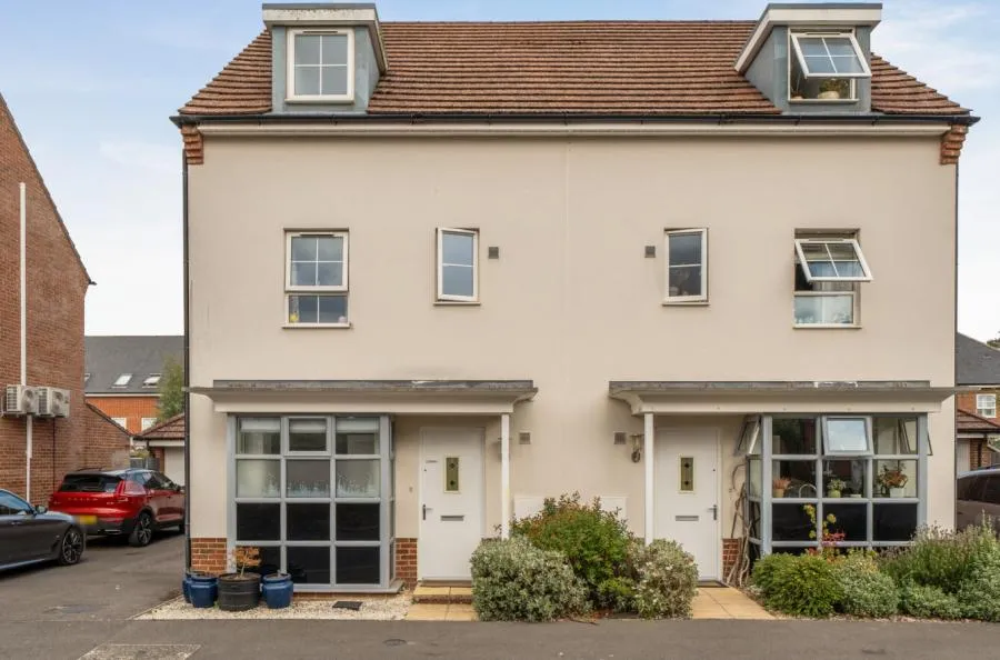 Windsor Crescent, Wokingham, RG40, photo 20