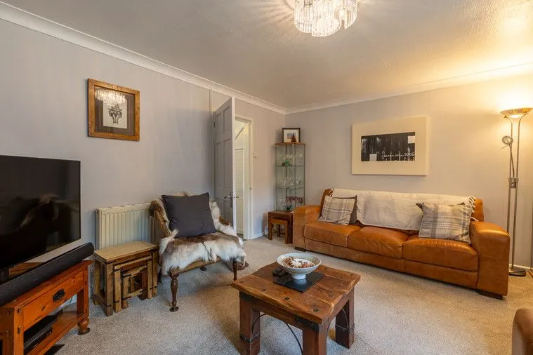 Station Close, Walsall, WS3, photo 5