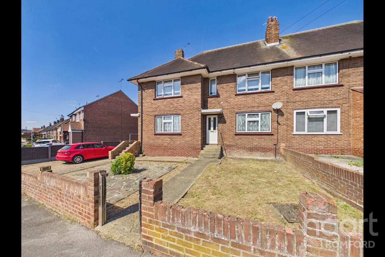 Chelmsford Avenue, Romford, RM5, photo 14