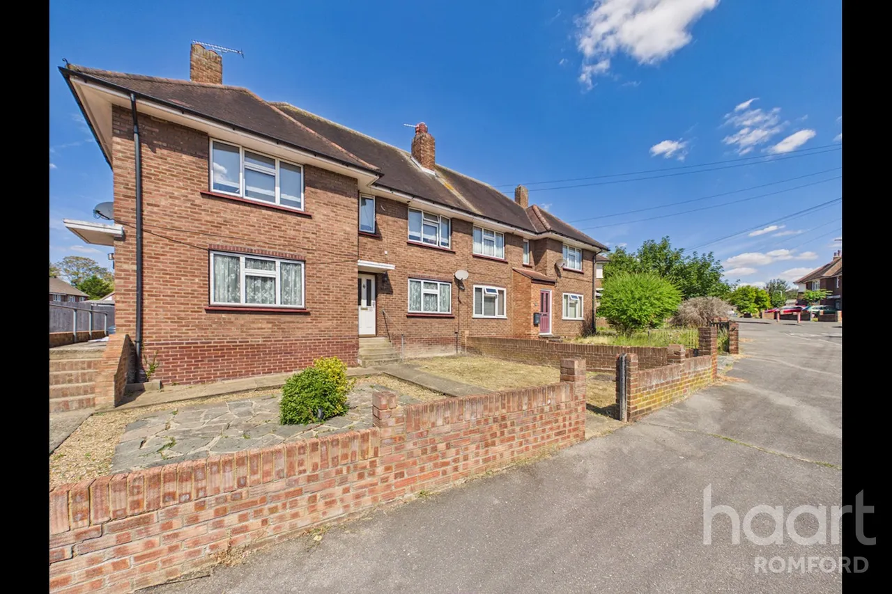 Chelmsford Avenue, Romford, RM5, photo 15