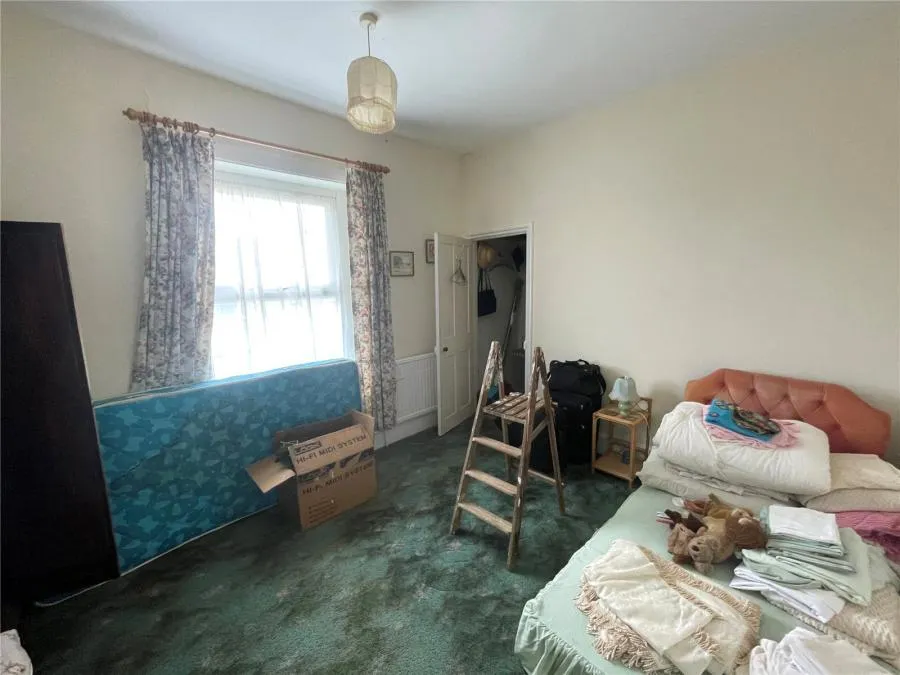 Clarence Road, Wroxall, PO38, photo 8