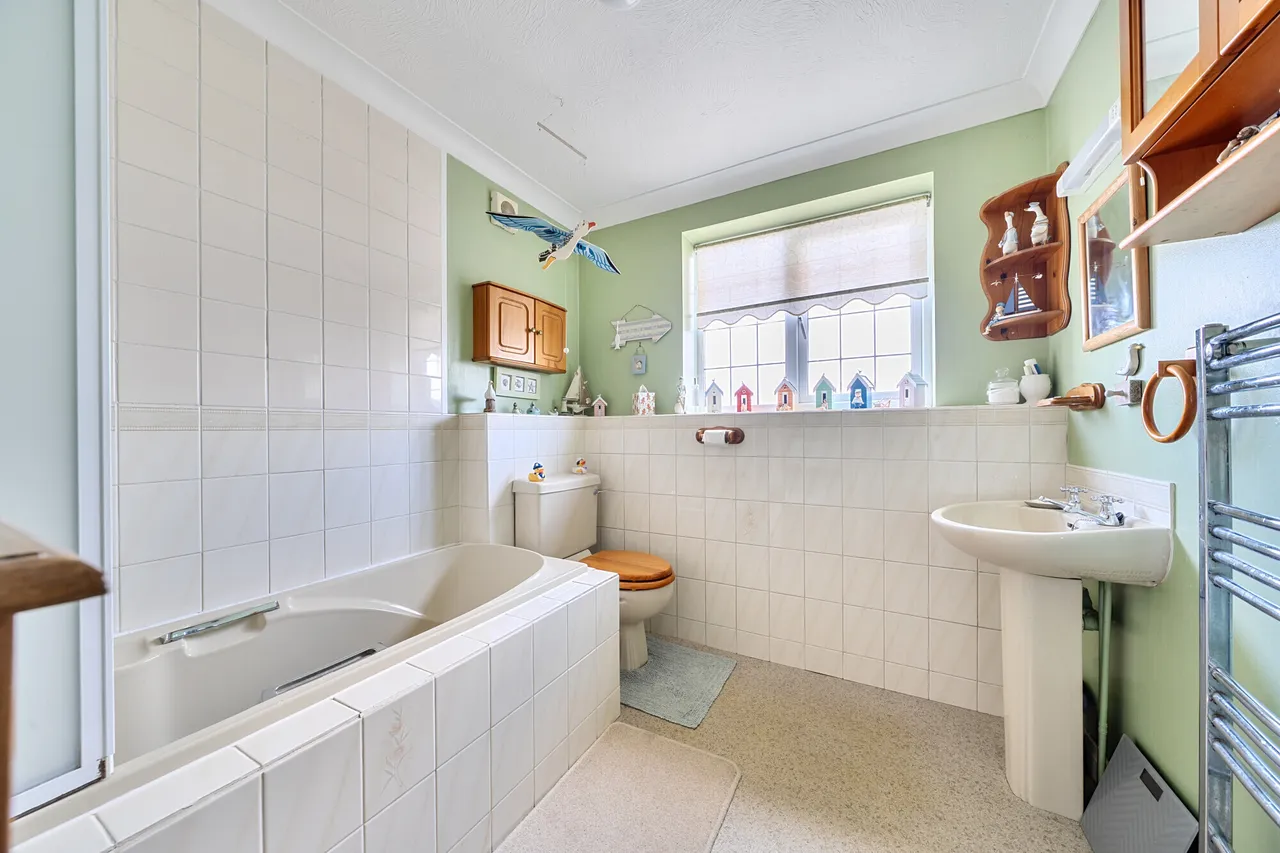 Brighton Road, Lancing, BN15, photo 9