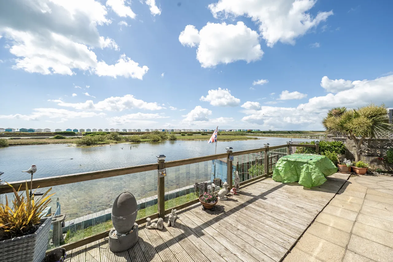 Brighton Road, Lancing, BN15, photo 2