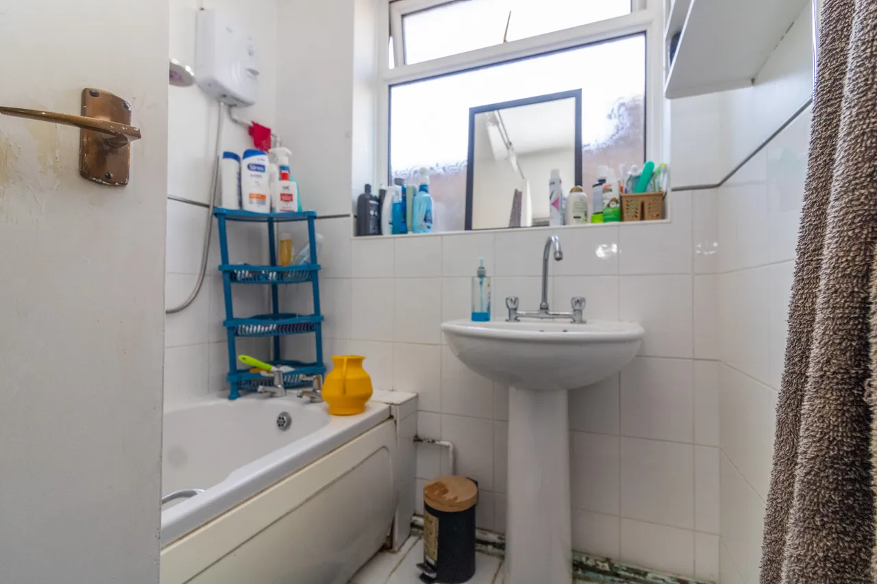 Susan Avenue, Leicester, Leicester, LE5 6GF, photo 8