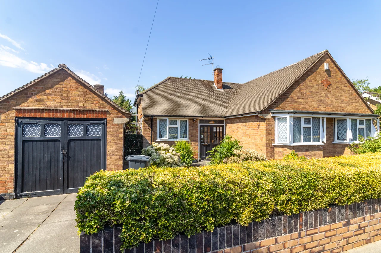 3 bed house for sale — Susan Avenue, Leicester, Leicester, LE5 6GF