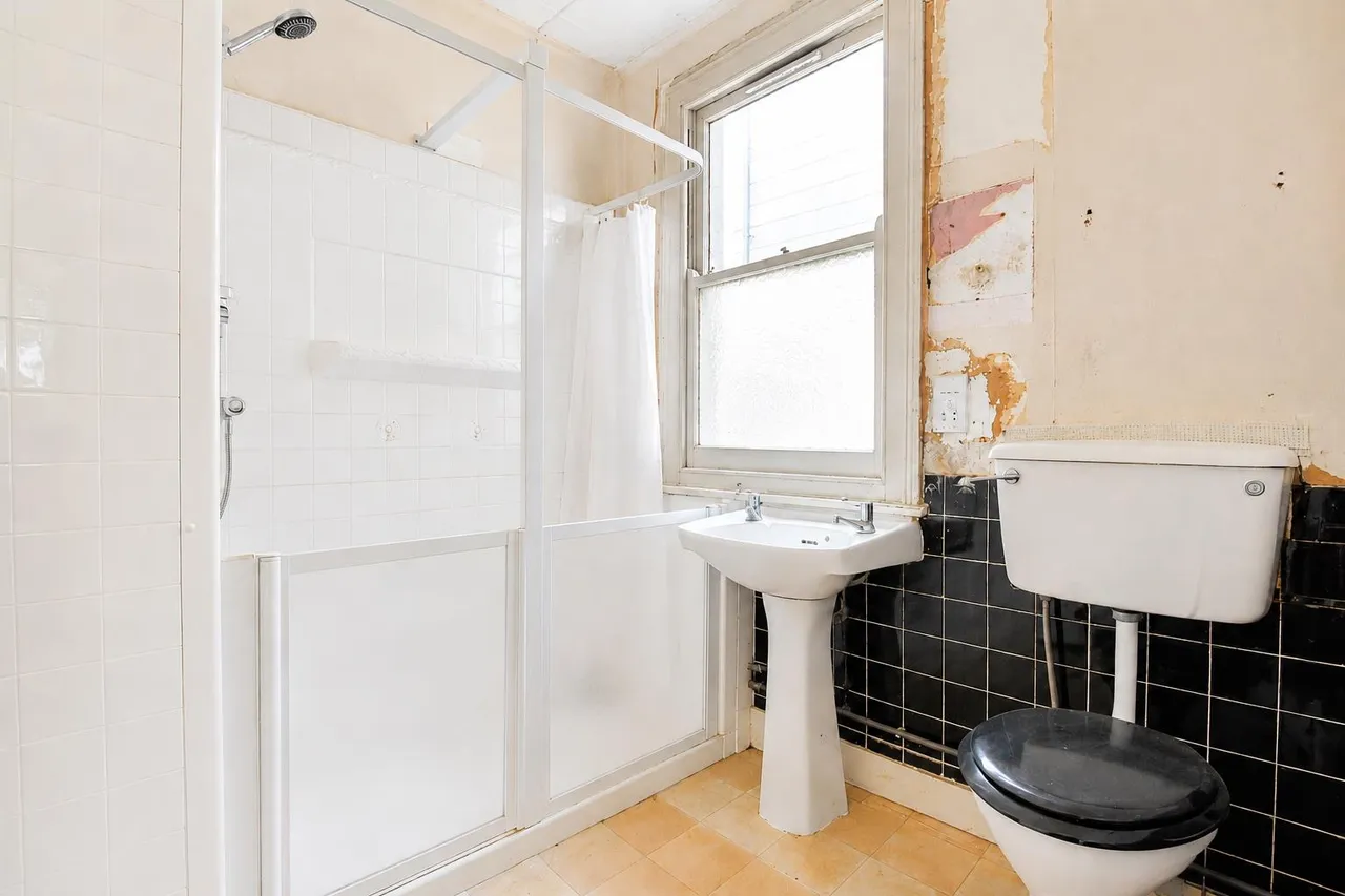 Second Avenue, London, SW14, photo 9