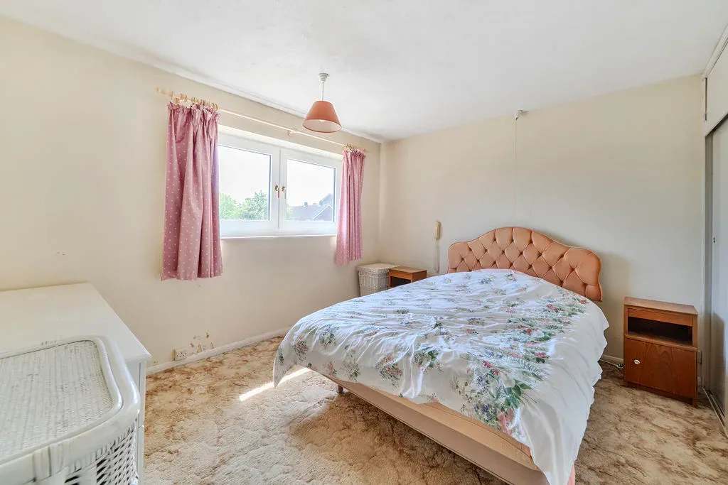 Whaddon Way, Bletchley, Milton Keynes, Buckinghamshire, MK3 7DT, photo 11