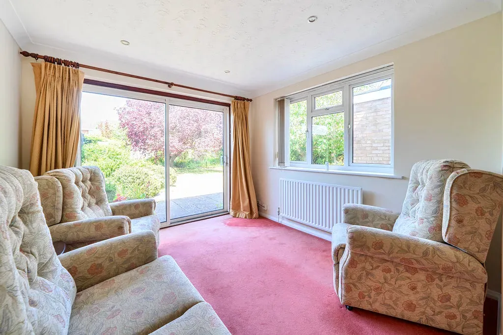Whaddon Way, Bletchley, Milton Keynes, Buckinghamshire, MK3 7DT, photo 4